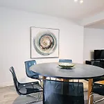 Chez Edouard by Hébergements DCL